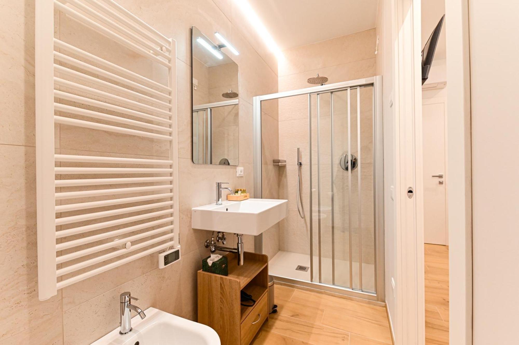 Villa Lucilla - B&B Rooms And Pool โปเตนซา ปิเชนา ภายนอก รูปภาพ
